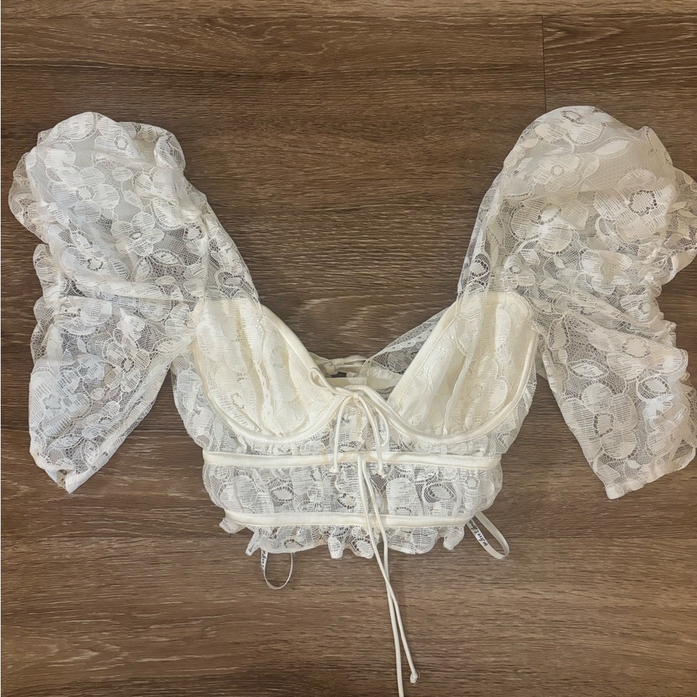 For love and lemons cropped puff sleeve blouse
